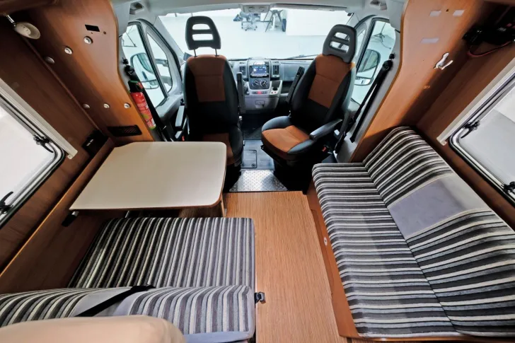 Fahrzeugbild Carado T 345/Festbett/Klima/Solar/Markise/AHK #6