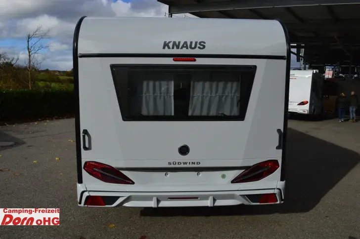 Fahrzeugbild Knaus Südwind 540 UE Black Selection Elektrische Fußbodenerwärmung #4