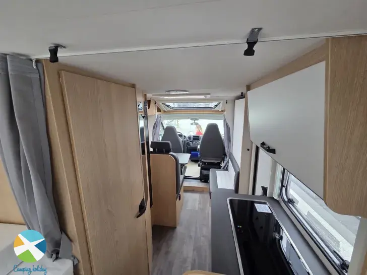 Sicht vorne-hinten Sunlight V 67S ADVENTURE EDITION