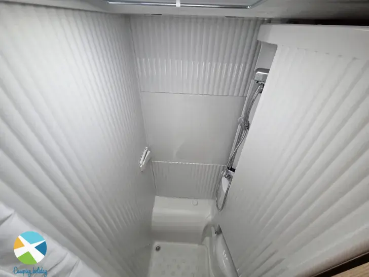 Betten Sunlight V 67S ADVENTURE EDITION