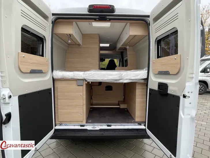 Fahrzeugbild Roadcar VAN R 540 #6