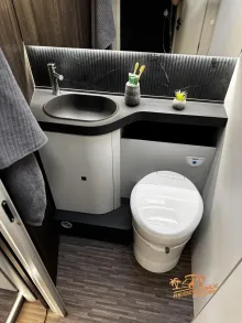 Fahrzeugbild Mobilvetta Kea I86 4,4t #24