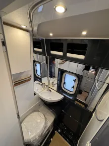 Fahrzeugbild Hobby PRESTIGE Van 640 ET First Edition Model 2025 sofort verfügbar #20