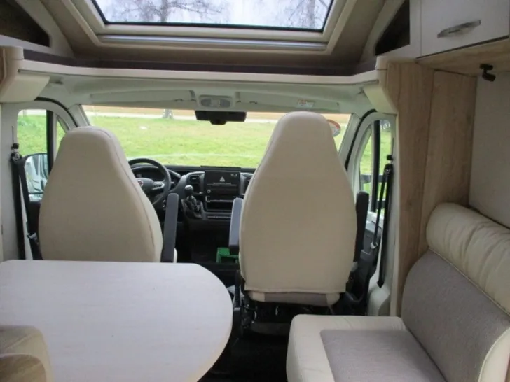 Fahrzeugbild Eura Mobil Profila T PT 720 EB RMC-Sommerdeal Spezial-SAT #12