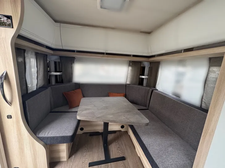 Fahrzeugbild Hobby De Luxe 495 UL #7