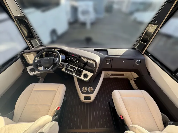 Fahrzeugbild Concorde Charisma 915 LSI EDITION 70 #8