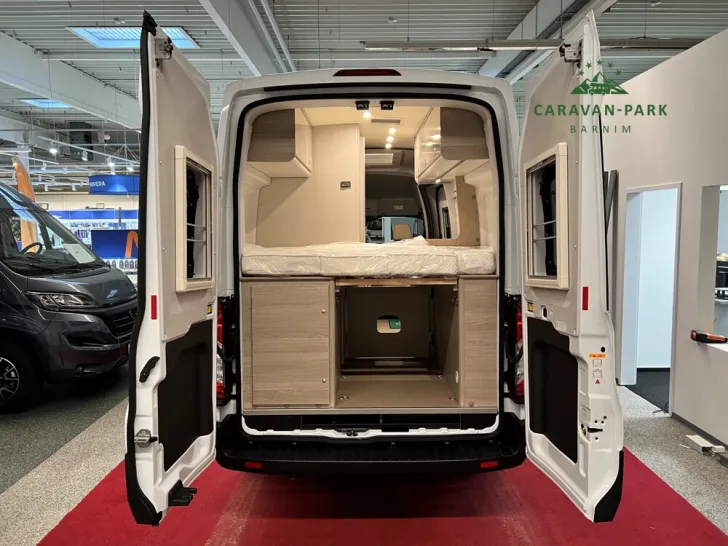 Fahrzeugbild Bürstner Lineo C 590 #8