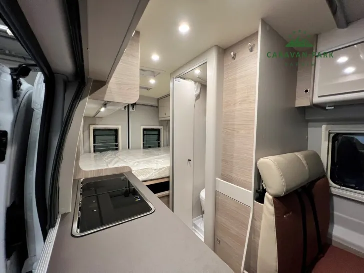 Fahrzeugbild Bürstner Lineo C 590 #12