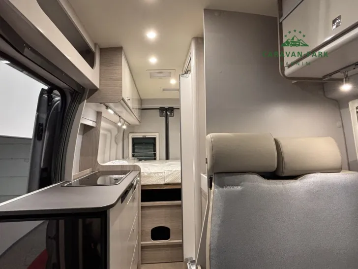 Fahrzeugbild Bürstner Lineo C 590 #13