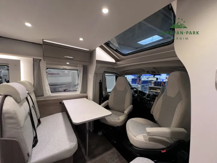 Fahrzeugbild Carado T 338 pro #8