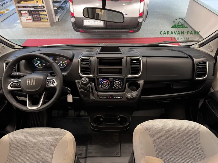Fahrzeugbild Carado T 338 pro #18