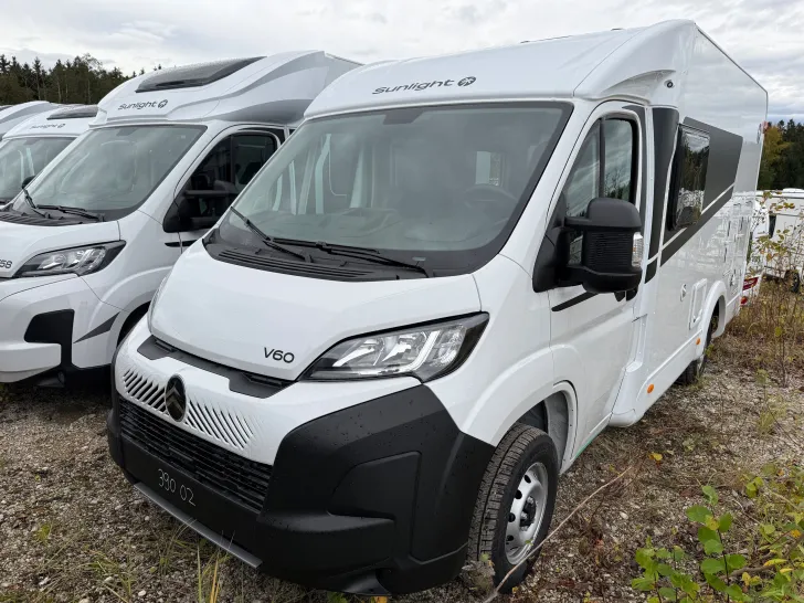Fahrzeugbild Sunlight VAN V 60 #3