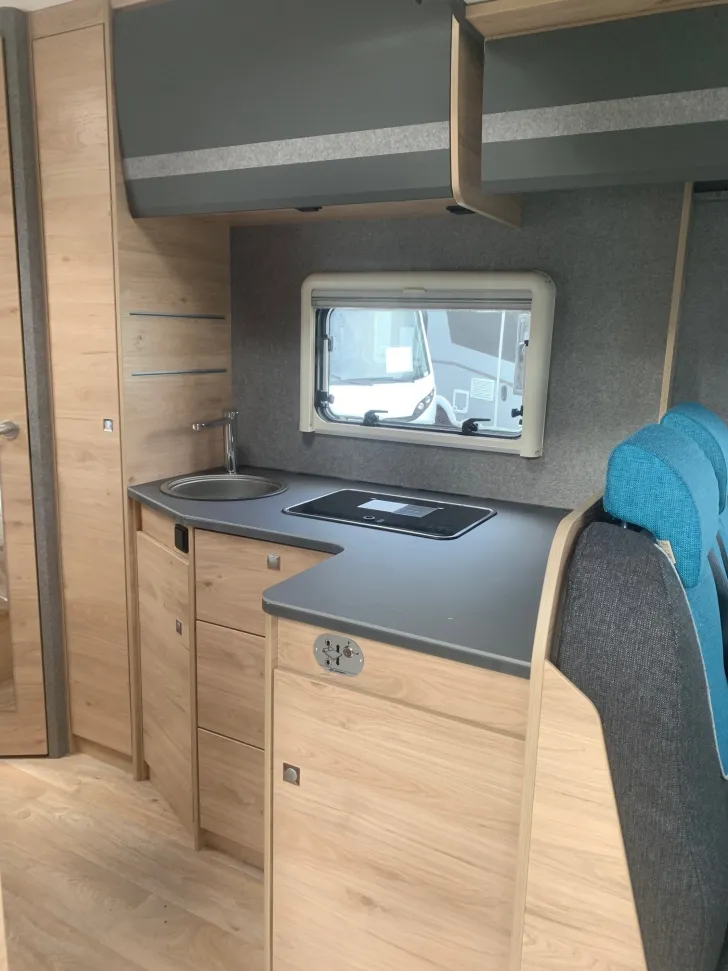 Fahrzeugbild Dethleffs Just Go! T 6905 Comfort Paket , PaketX Markise #8