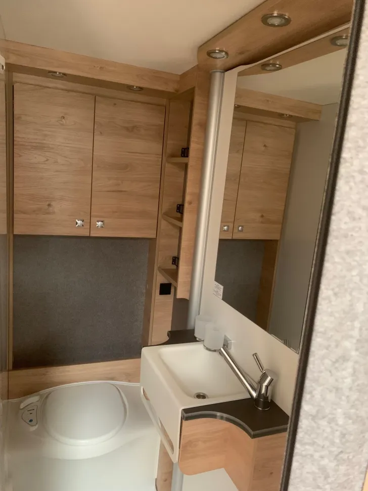 Fahrzeugbild Dethleffs Just Go! T 6905 Comfort Paket , PaketX Markise #14