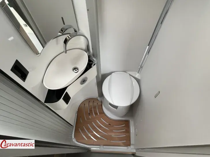 Fahrzeugbild Pössl H-LINE SUMMIT SHINE 600 L E #17