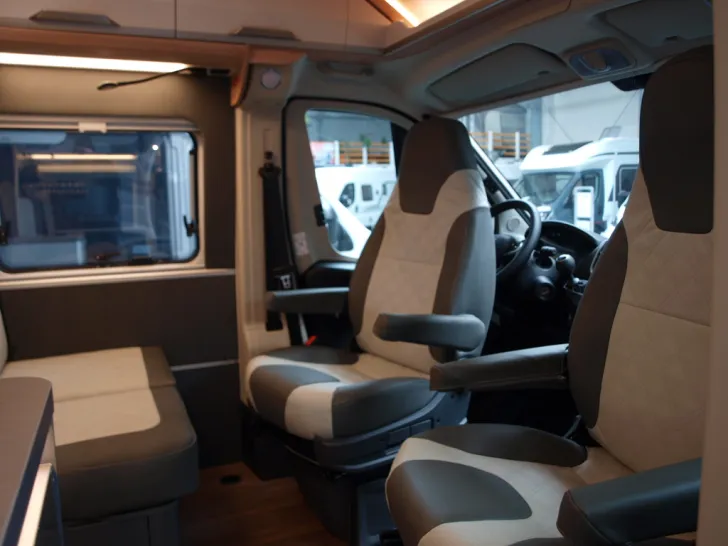 Fahrzeugbild Knaus BoxLife 540 MQ Platinum Selection Litium/90 l Tank/Hubbett #11