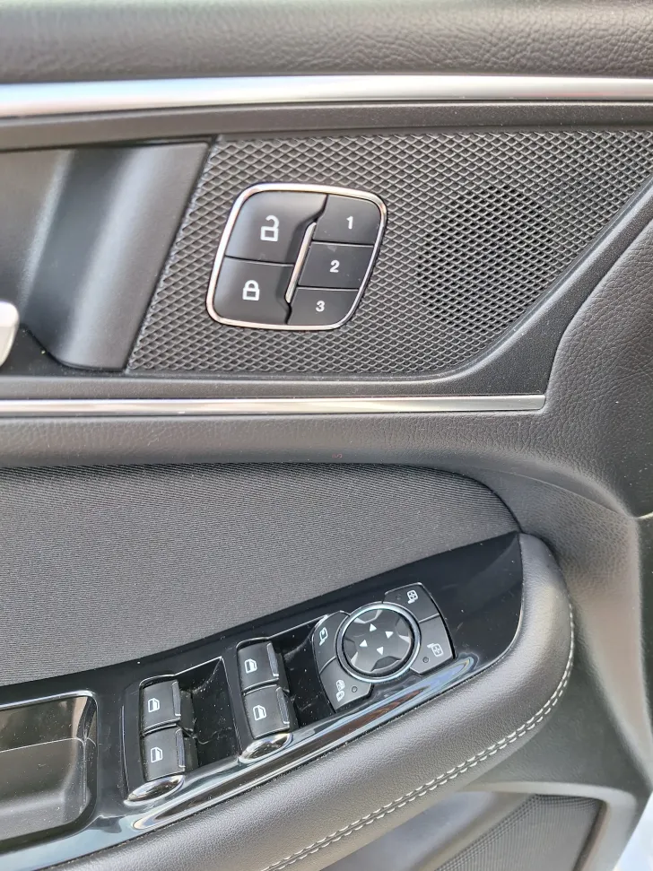 Fahrzeugbild Ford Sonstige Galaxy Allrad 2,0 Eco Blue Titanum #17