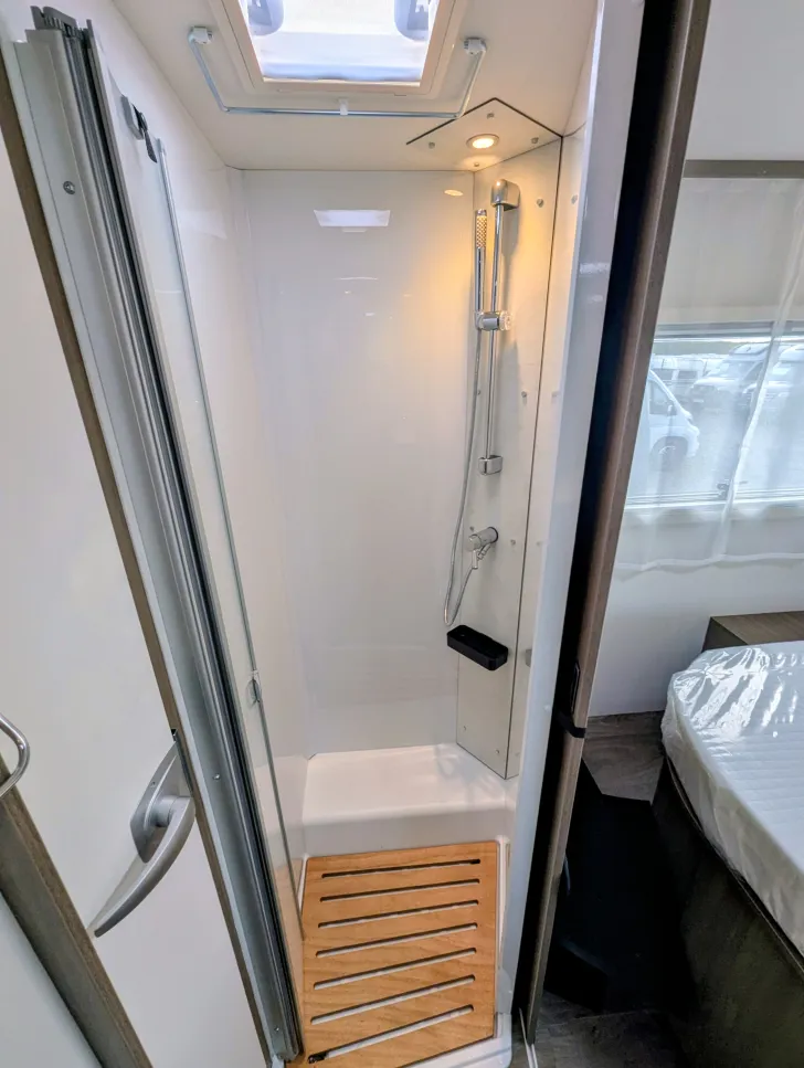 Fahrzeugbild Carado T 459 Pro+ AUTOMATIK,HUBBETT,NAVI  uvm. #14