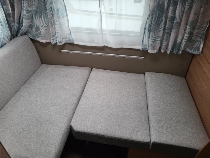 Fahrzeugbild Weinsberg CaraOne 390 QD 3 x Paket/1350kg/Ambientelicht #10