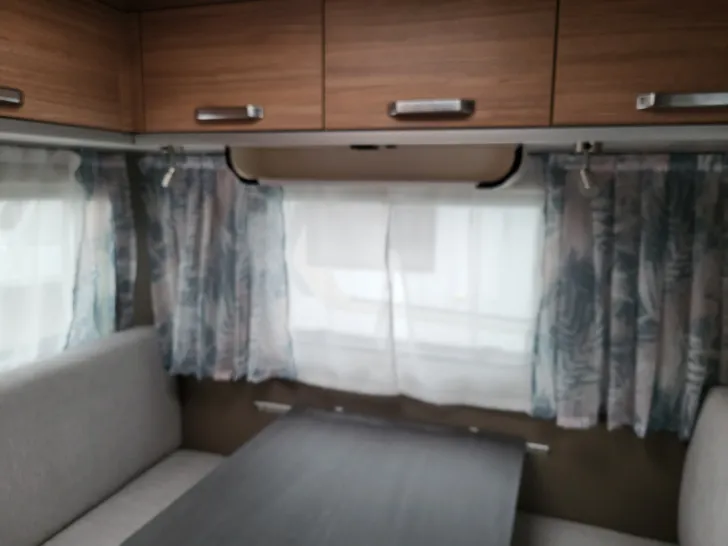 Fahrzeugbild Weinsberg CaraOne 390 QD 3 x Paket/1350kg/Ambientelicht #13