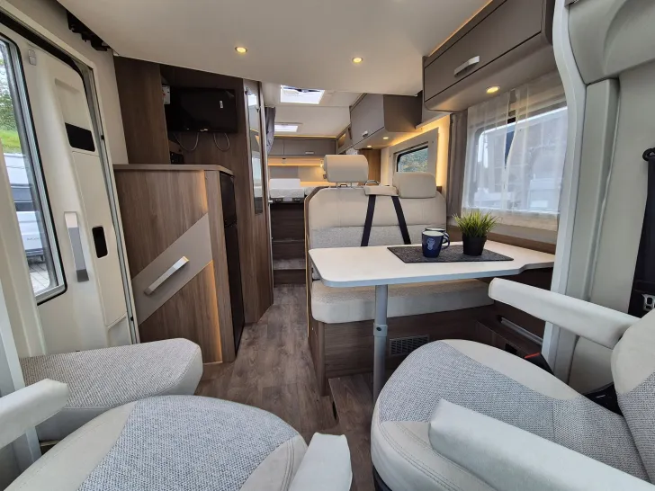 Fahrzeugbild Carado T338 pro+ *Hubbett*TV-Paket*Markise* #13