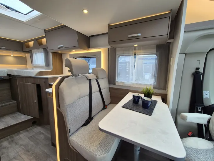 Fahrzeugbild Carado T338 pro+ *Hubbett*TV-Paket*Markise* #16