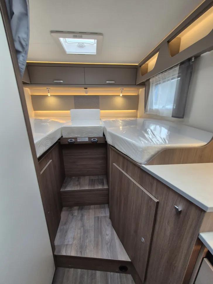 Fahrzeugbild Carado T338 pro+ *Hubbett*TV-Paket*Markise* #27