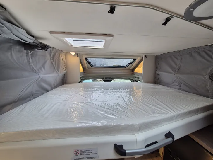 Fahrzeugbild Carado T338 pro+ *Hubbett*TV-Paket*Markise* #38