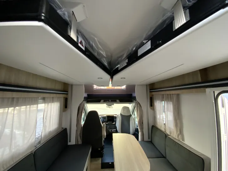 Fahrzeugbild Challenger Teilintegriert 270 Graphite Edition Mod.26 Arctic+Zubehör Paket #7