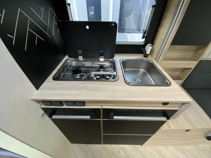 Fahrzeugbild Challenger Teilintegriert 270 Graphite Edition Mod.26 Arctic+Zubehör Paket #10