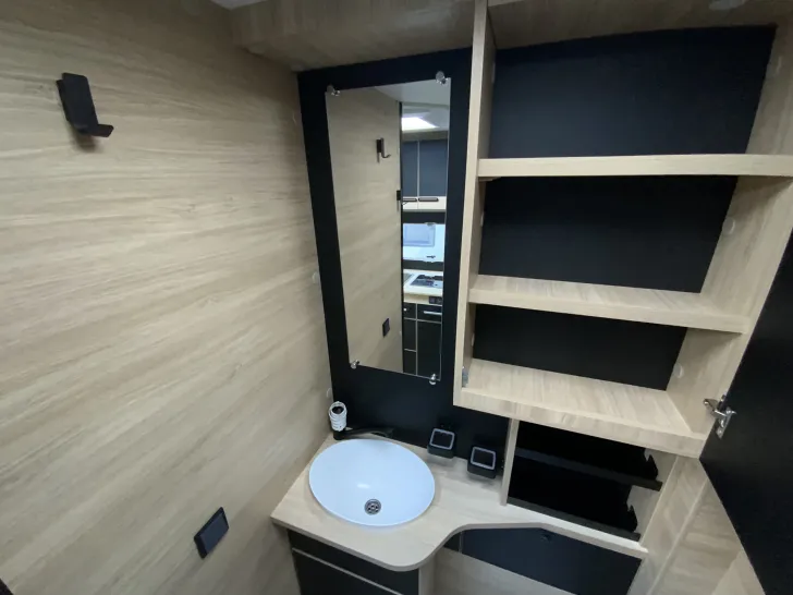 Fahrzeugbild Challenger Teilintegriert 270 Graphite Edition Mod.26 Arctic+Zubehör Paket #14