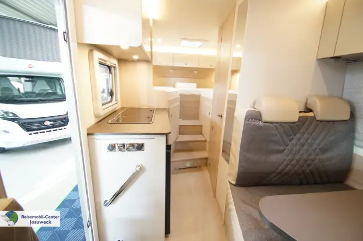 Fahrzeugbild Bürstner Lineo T 620 G Winter Paket #14