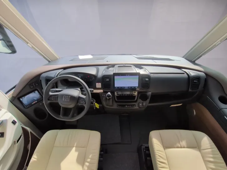 Fahrzeugbild Carthago E-LINE I 50 LE #9