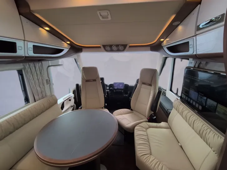 Fahrzeugbild Carthago E-LINE I 50 LE #10