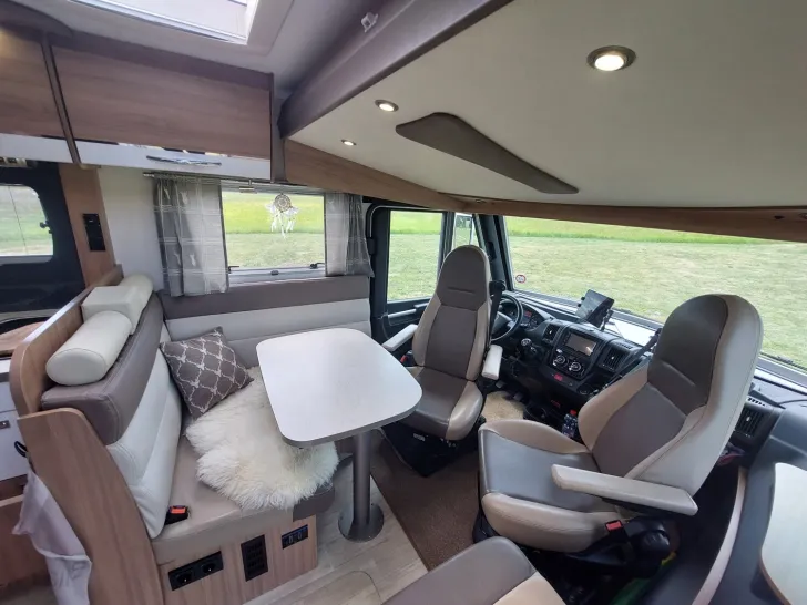 Fahrzeugbild Pilote Galaxy 700 GJ Essential Maxxfan/Markise/ TOP #7