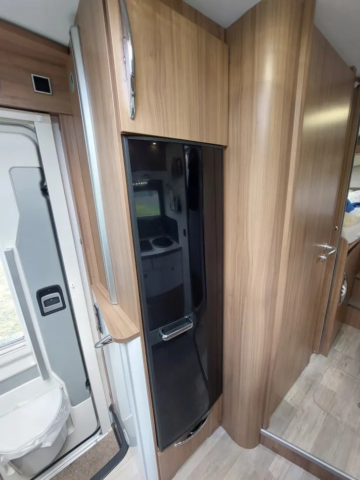 Fahrzeugbild Pilote Galaxy 700 GJ Essential Maxxfan/Markise/ TOP #10