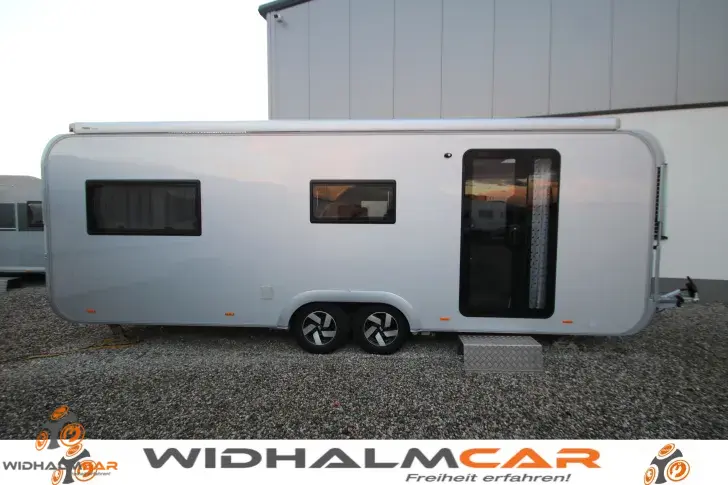 Fahrzeugbild Adria Astella 644 DP #1