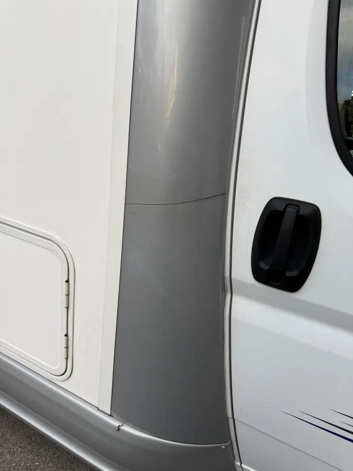 Grundriss Nacht Eura Mobil Terrestra 640 VB