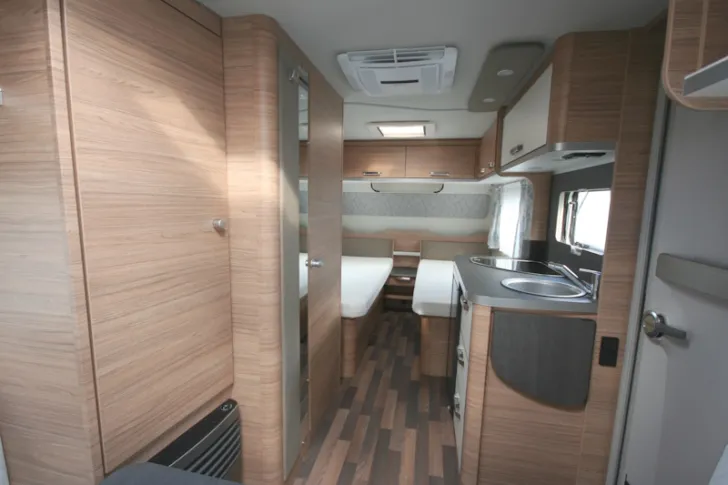 Fahrzeugbild Weinsberg CaraOne 480 EU #7