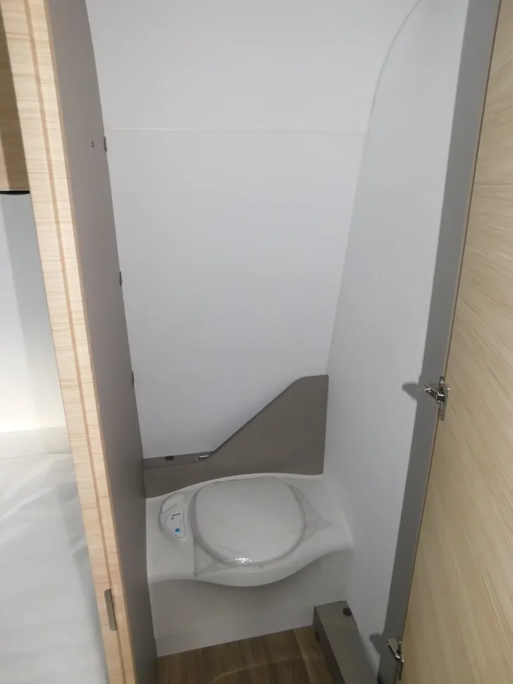 Fahrzeugbild NEXT 380 #20