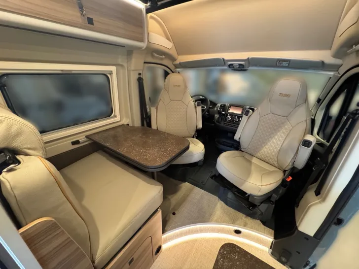 Fahrzeugbild Bürstner B66 C 600 #4