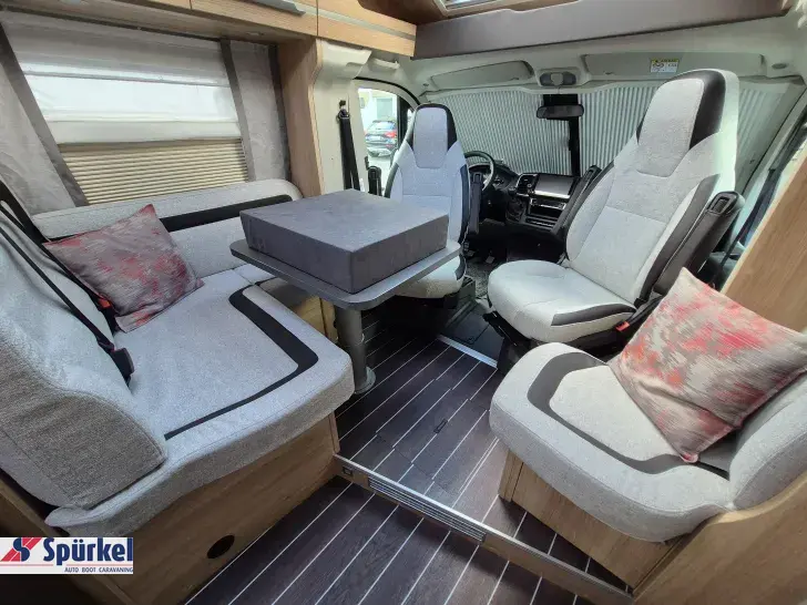 Fahrzeugbild Knaus Sky TI 650 MEG Platinum Selection TraumMobil mit Tageszulassung #11