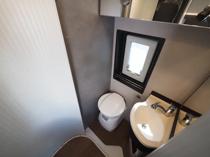 Fahrzeugbild Pössl Summit 640 R Shine, Lounge u. Easy D+ Paket #17