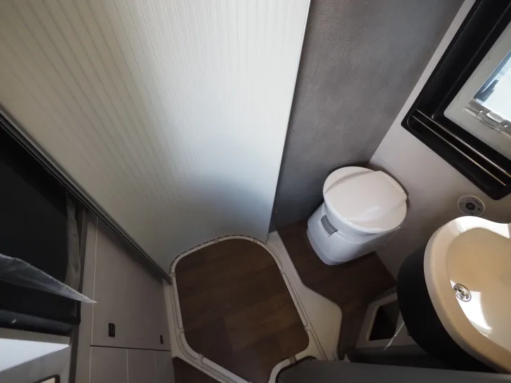 Fahrzeugbild Pössl Summit 640 R Shine, Lounge u. Easy D+ Paket #19