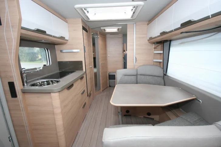 Fahrzeugbild Knaus Südwind 580 QS Black Selection #15