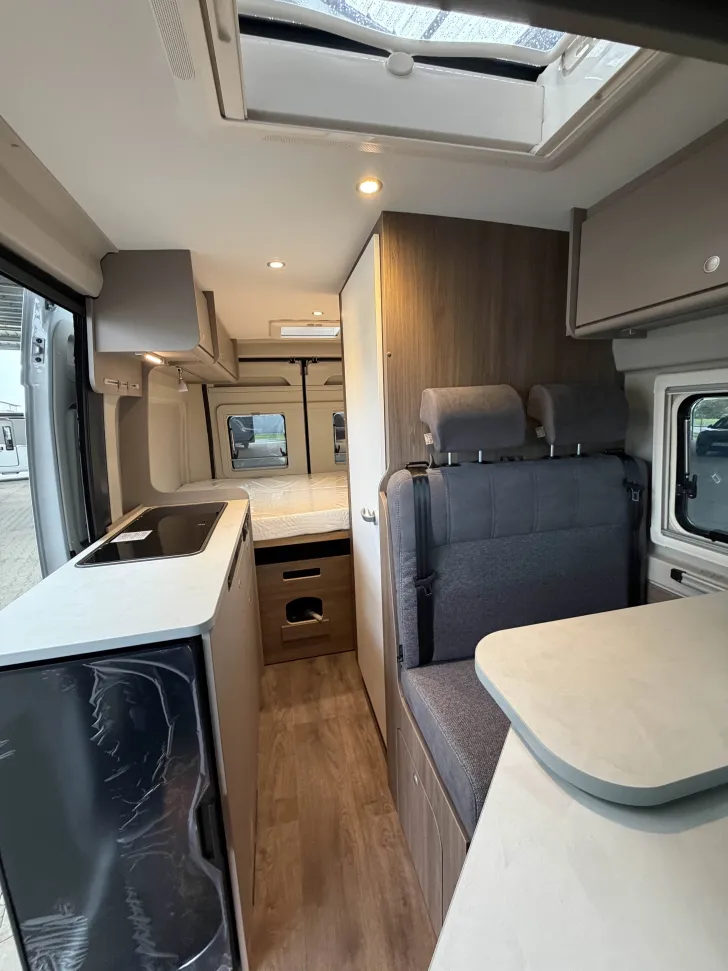 Fahrzeugbild Carado Camper Van 540 PRO AUTOMATIK #10