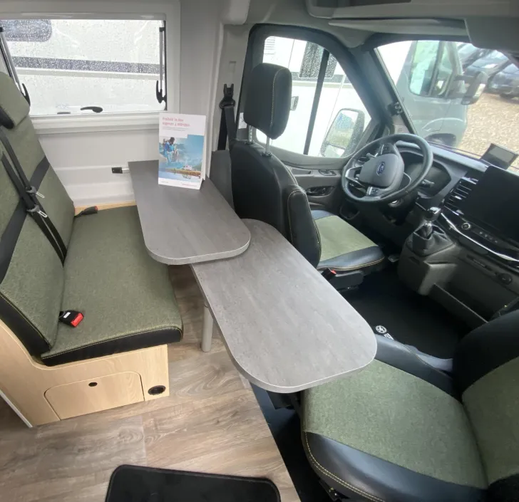 Fahrzeugbild Sunlight Cliff 4x4 590 2025 #8