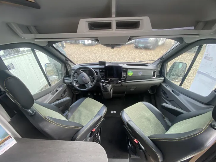 Fahrzeugbild Sunlight Cliff 4x4 590 2025 #6