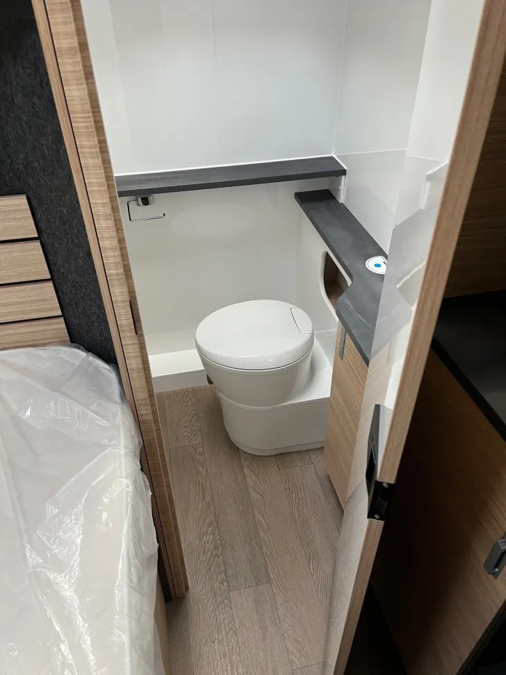 Fahrzeugbild Hobby MAXIA T 740 WF #11