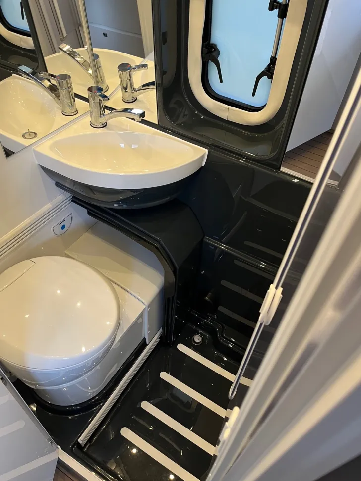 Fahrzeugbild Hobby PRESTIGE VAN FE 640 ET #8